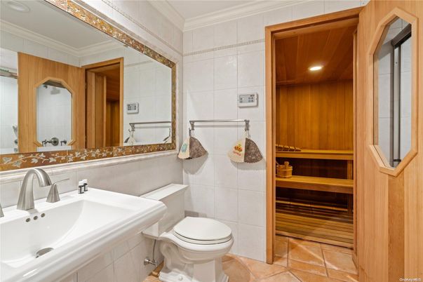 Bathroom, Interior, Recessed Lighting, Sauna Room
