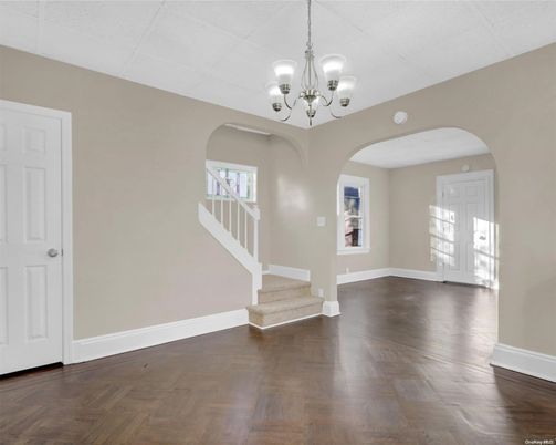 Chandelier, Empty room, Interior, Wood Texture Flooring
