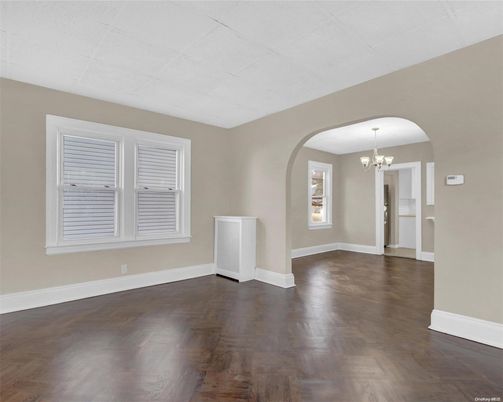 Chandelier, Empty room, Interior, Wood Texture Flooring