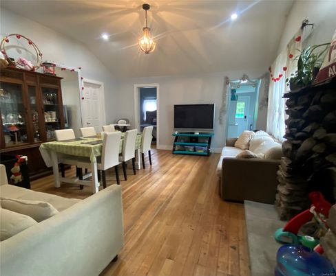 Dining room, Interior, Living room, Pendant Lights, Recessed Lighting, Wood Texture Flooring