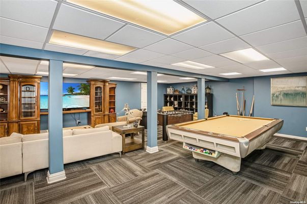 Billiard Table, Game Room, Interior, Living room, Recessed Lighting