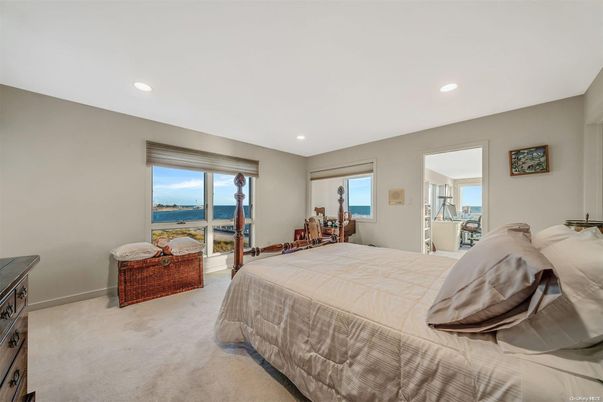 Bedroom, Interior, Recessed Lighting, Water