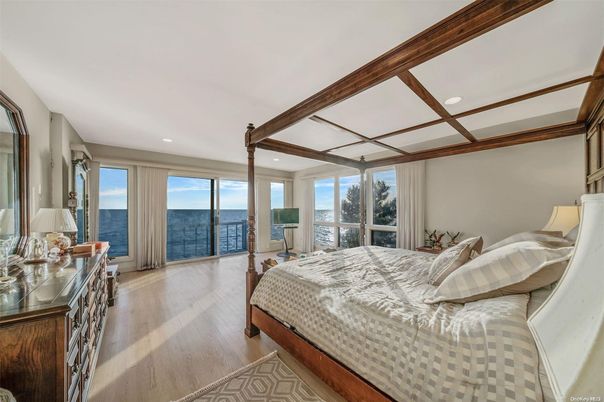 Bedroom, Interior, Recessed Lighting, Water, Wood Texture Flooring