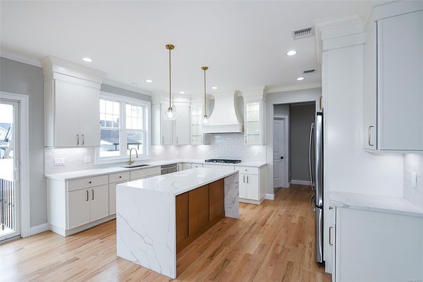 Interior, Kitchen, Pendant Lights, Recessed Lighting, Wood Texture Flooring