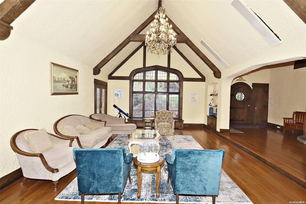 Chandelier, Interior, Living room, Piano, Wooden Beams, Wood Texture Flooring