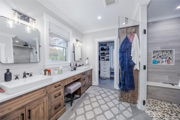 Bathroom, Dual Sink Vanities, Interior, Recessed Lighting, Walk-in Closets