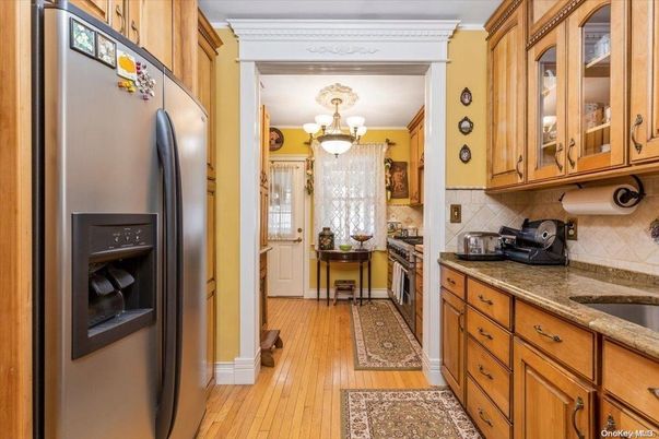 Chandelier, Interior, Kitchen, Wood Texture Flooring