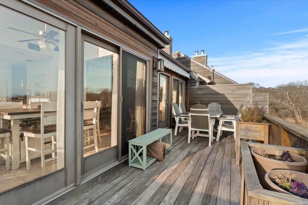 Exterior, Wood Texture Flooring