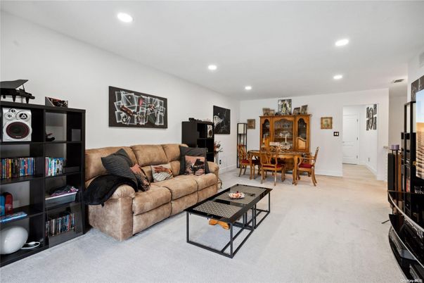 Dining room, Interior, Living room, Recessed Lighting