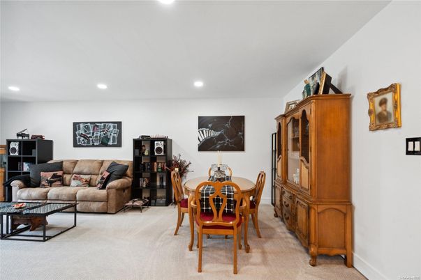 Dining room, Interior, Living room, Recessed Lighting