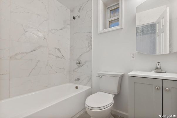 Bathroom, Interior, Marble Walls