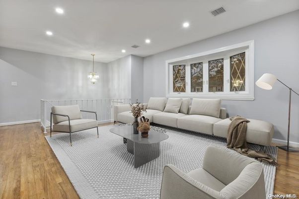Interior, Living room, Pendant Lights, Recessed Lighting, Wood Texture Flooring