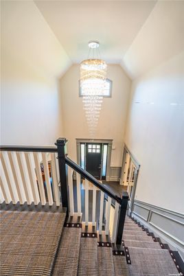 Chandelier, Interior