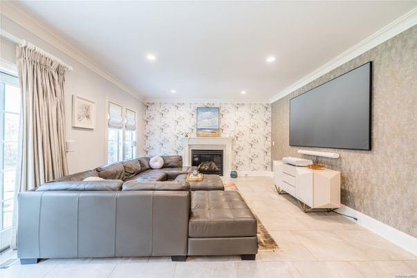 Fireplace, Interior, Living room, Recessed Lighting