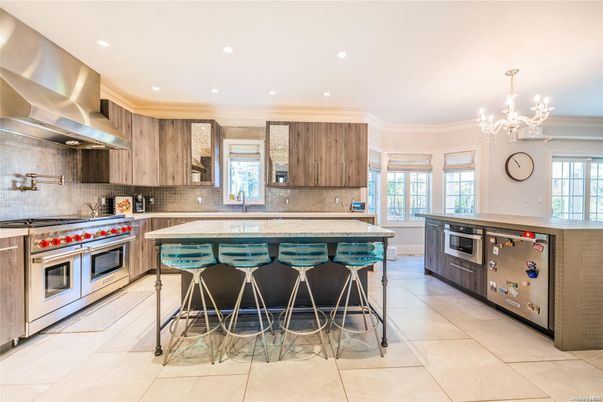 Chandelier, Interior, Kitchen, Recessed Lighting, Stainless Steel Appliances
