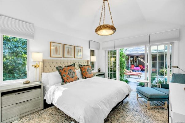 Bedroom, Interior, Pendant Lights