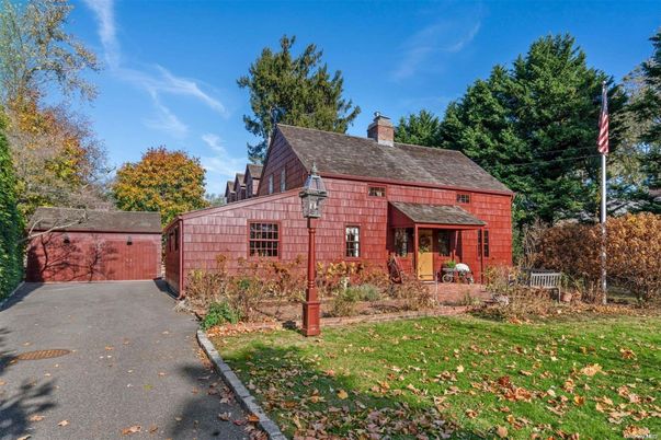 Backyard, Exterior, Facade, Cape Cod