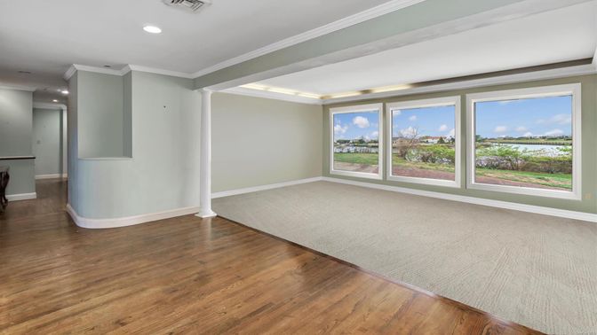 Empty room, Interior, Recessed Lighting, Wood Texture Flooring