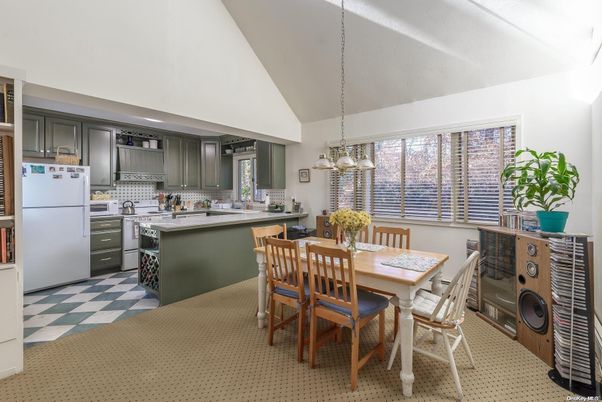 Dining room, Interior, Kitchen, Pendant Lights