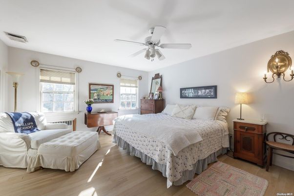 Bedroom, Interior, Piano, Wood Texture Flooring