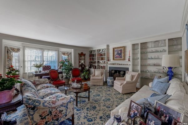 Fireplace, Interior, Living room