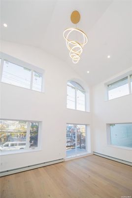 Interior, Pendant Lights, Recessed Lighting, Wood Texture Flooring