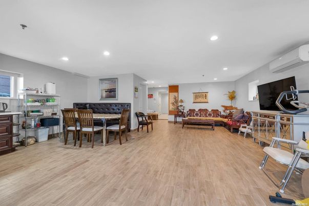 Dining room, Interior, Living room, Recessed Lighting, Wood Texture Flooring