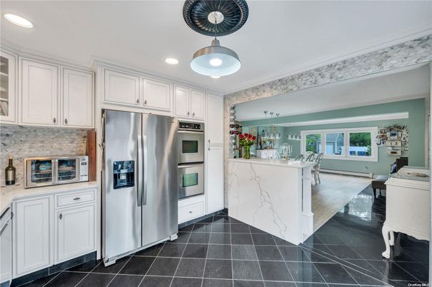 Interior, Kitchen, Pendant Lights, Recessed Lighting, Stainless Steel Appliances