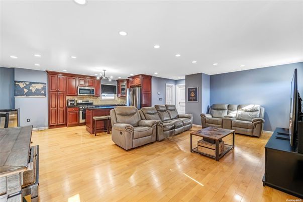 Interior, Kitchen, Living room, Pendant Lights, Recessed Lighting, Stainless Steel Appliances, Wood Texture Flooring