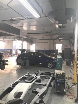 Garage, Interior