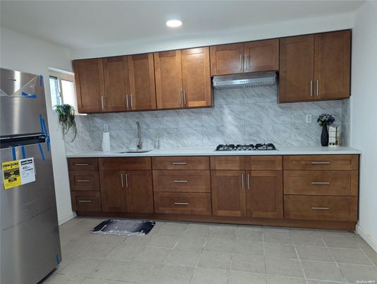 Interior, Kitchen, Marble Walls, Recessed Lighting