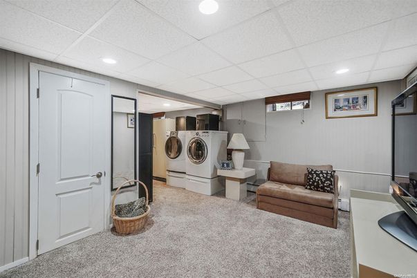 Interior, Recessed Lighting, Utility Closets, Washer