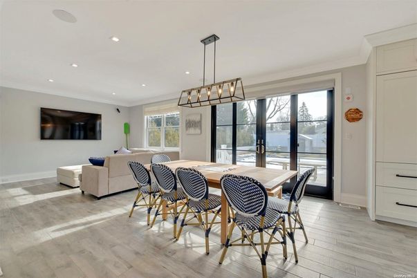 Dining room, Interior, Living room, Pendant Lights, Recessed Lighting, Wood Texture Flooring