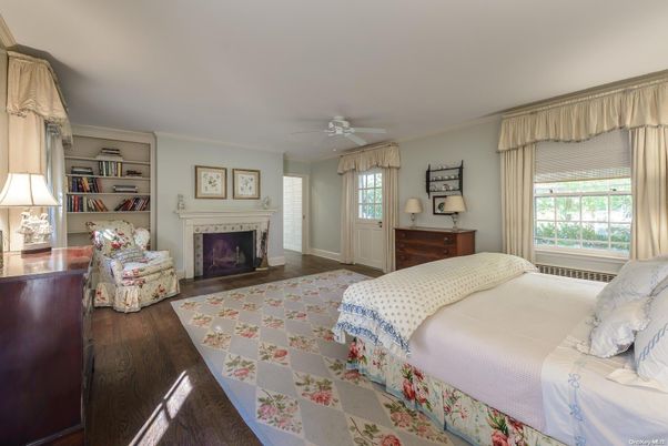 Bedroom, Fireplace, Interior, Wood Texture Flooring