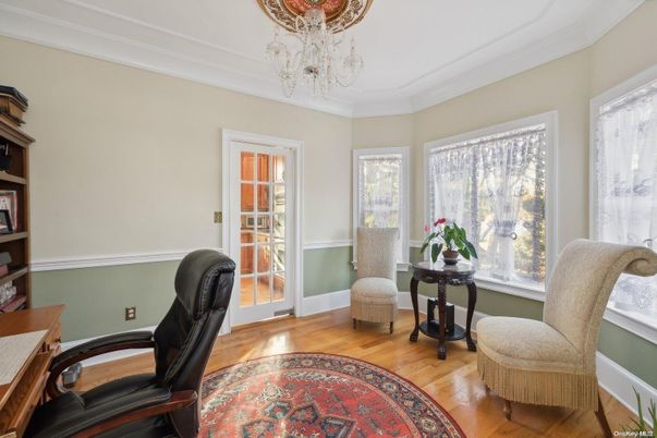 Chandelier, Interior, Wood Texture Flooring