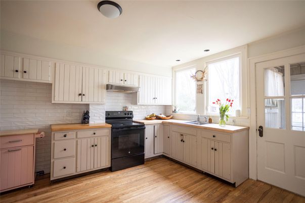Interior, Kitchen, Recessed Lighting, Wood Texture Flooring