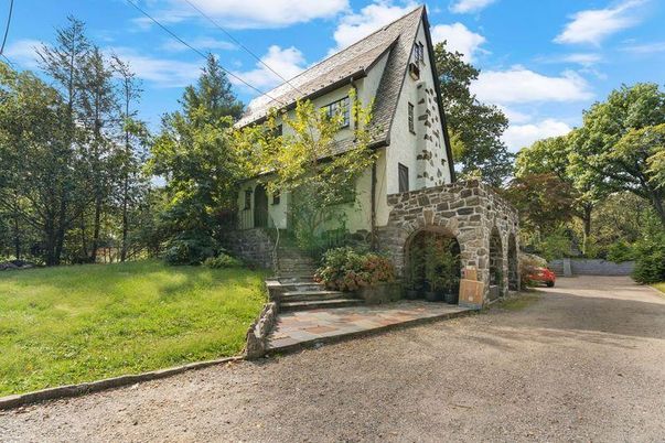 Backyard, Exterior, Facade, Tudor Revival