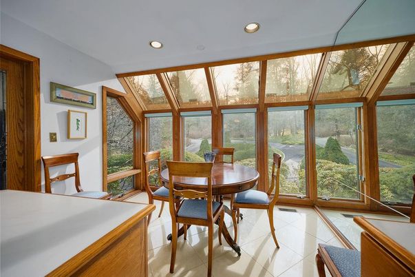 Dining room, Interior, Recessed Lighting, Sun Room