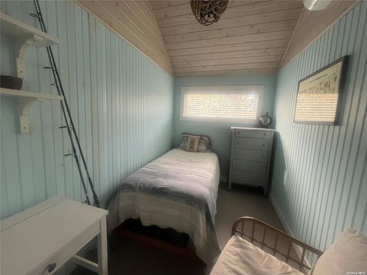 Bedroom, Interior, Wooden Ceilings