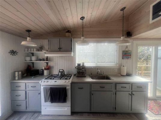 Interior, Kitchen, Pendant Lights, Wooden Ceilings, Wood Texture Flooring