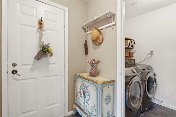 Interior, Washer
