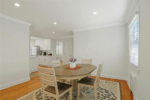Dining room, Interior, Kitchen, Recessed Lighting, Wood Texture Flooring