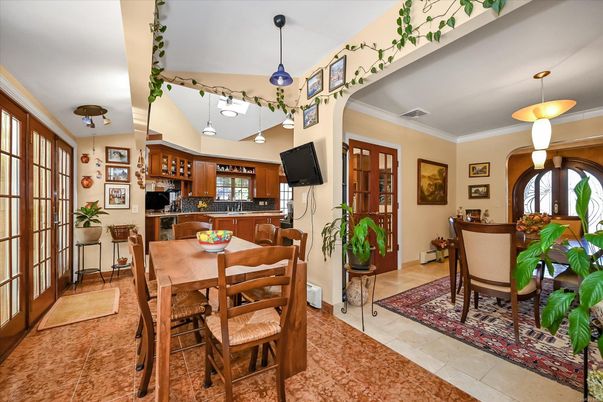 Dining room, Interior, Kitchen, Pendant Lights