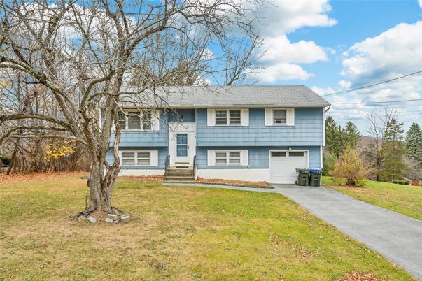 Attached, Exterior, Facade, Raised Ranch