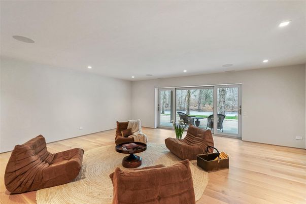 Billiard Table, Game Room, Interior, Living room, Recessed Lighting, Wood Texture Flooring