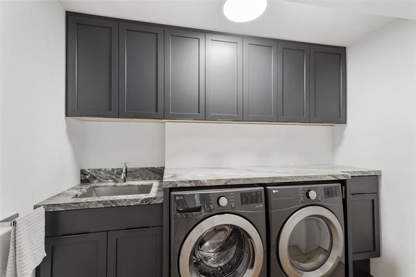 Interior, Washer