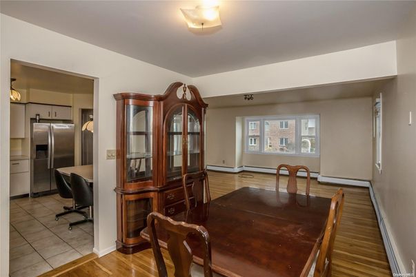 Dining room, Interior, Kitchen, Stainless Steel Appliances, Wood Texture Flooring