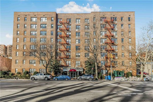 Exterior, Facade, Condo Building