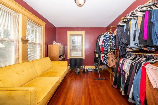 Interior, Walk-in Closets, Wood Texture Flooring