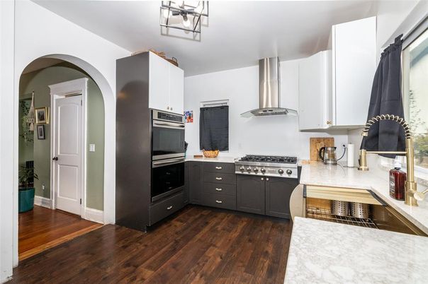 Interior, Kitchen, Stainless Steel Appliances, Wood Texture Flooring
